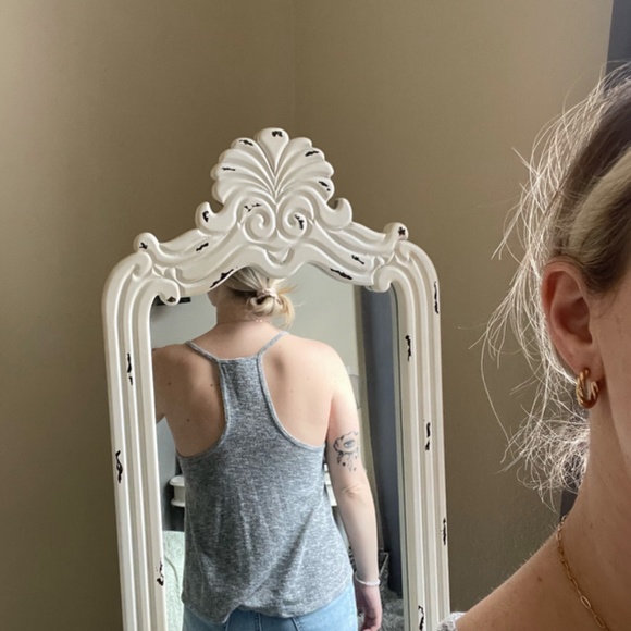 American Eagle Grey Sweater Razor Back Top Size Medium - Picture 3 of 6